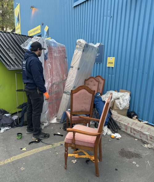 last photo on for businesses